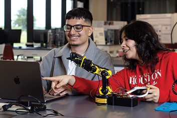 Students working on a project. Links to Donor-Advised Funds Students working on a project. Links to Donor-Advised Funds